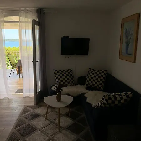 Harry - Prvi Red Do Mora Drage