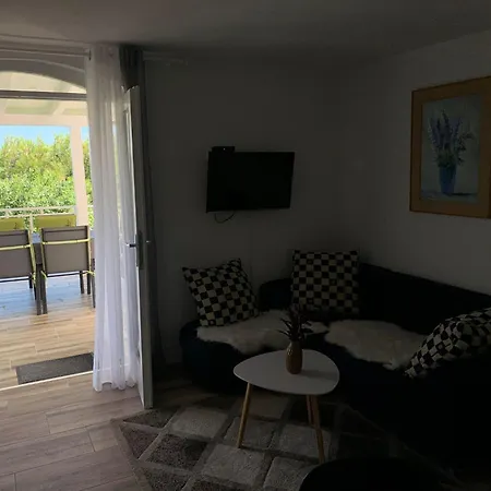 Harry - Prvi Red Do Mora