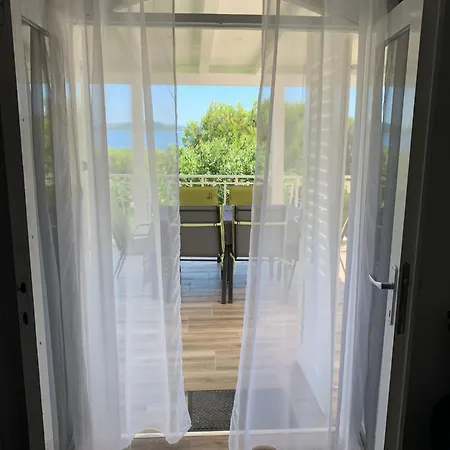 Harry - Prvi Red Do Mora Appartement