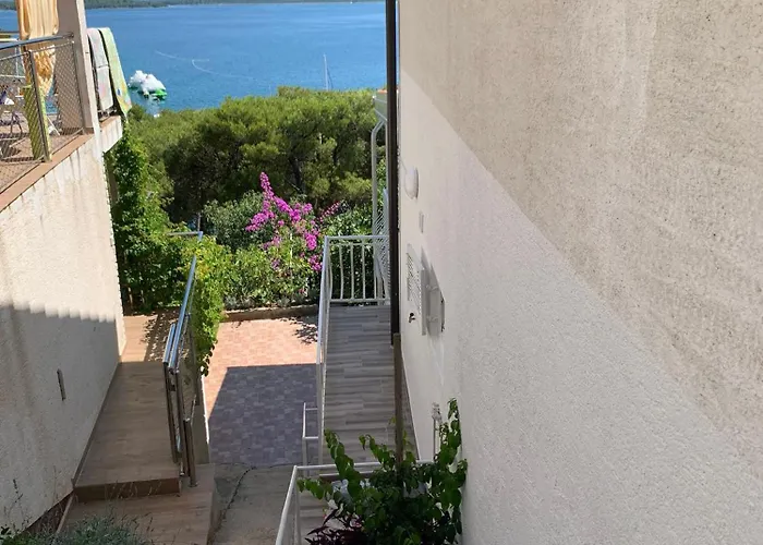 Harry - Prvi Red Do Mora Апартаменты